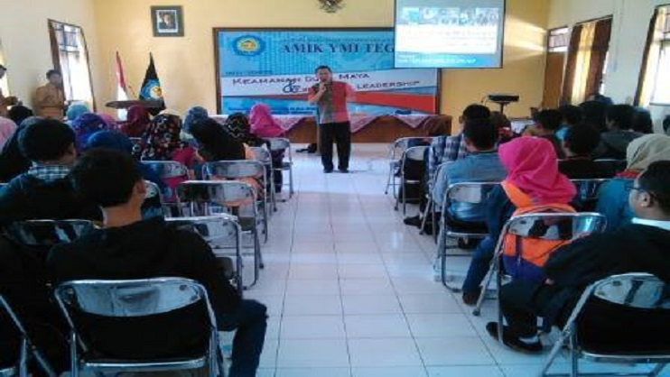 Pengenalan Sistem Pendidikan Tinggi AMIK YMI Tegal Tahun 2012 / 2013 Pengenalan Sistem Pendidikan Tinggi AMIK YMI Tegal Tahun 2012 / 2013