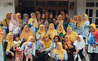 Puluhan Pelaku UMKM Koperasi Anggrek Jaya Pangkah Ikuti Pengabdian Masyarakat Sosialisasi Minyak Jelantah